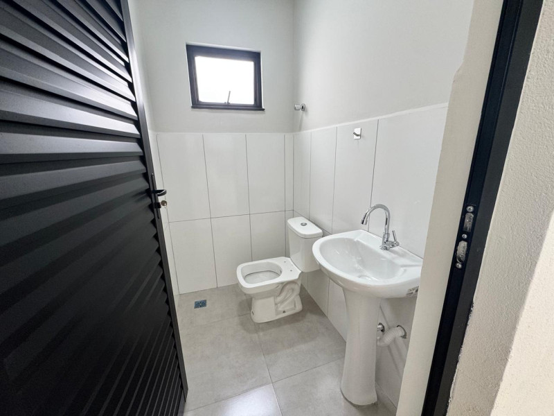 SALA COMERCIAL PRAÇA JOB SALTO 25M2