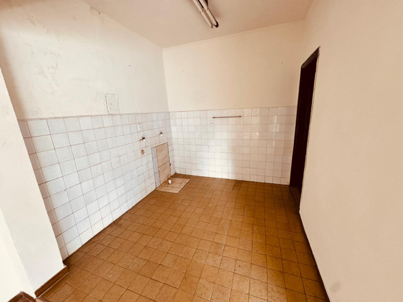 CASA COM 2 DORMITORIOS