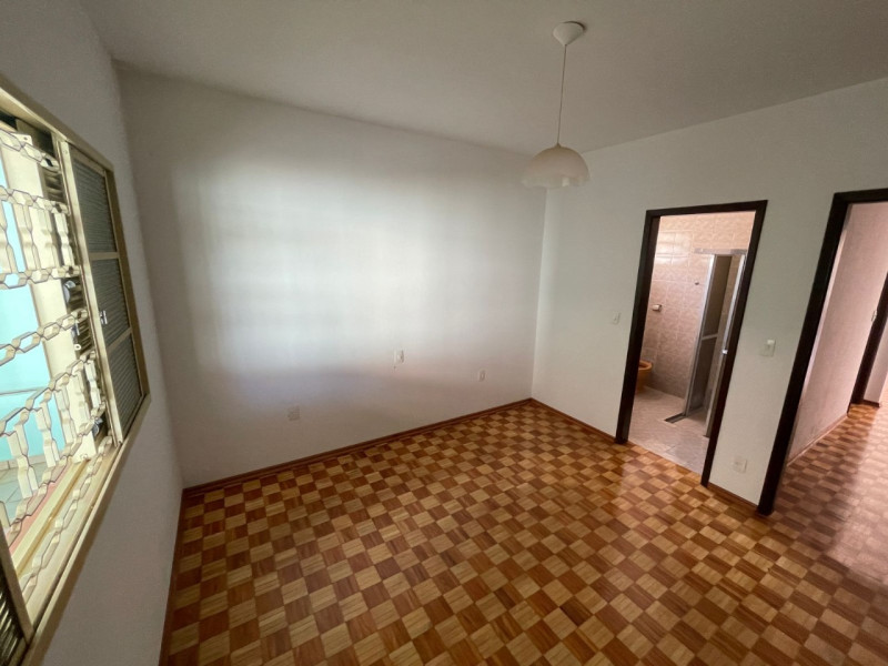 LOCAÇÃO CASA PEREIRA BARRETO