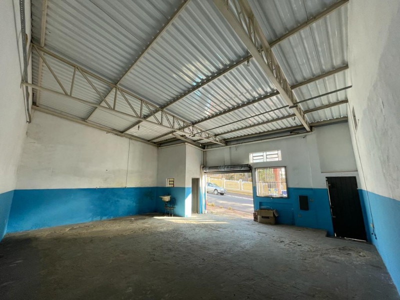 SALA COMERCIAL COM BANHEIRO