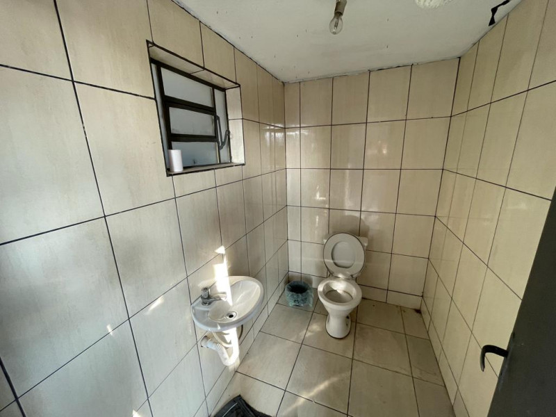 SALA COMERCIAL COM BANHEIRO