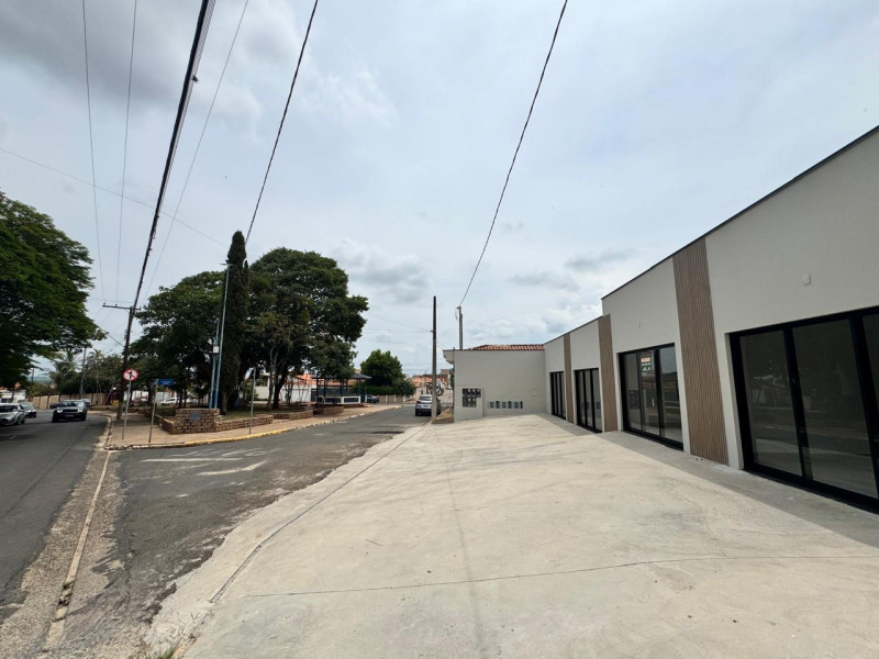 SALA COMERCIAL PRAÇA JOB SALTO 50M2