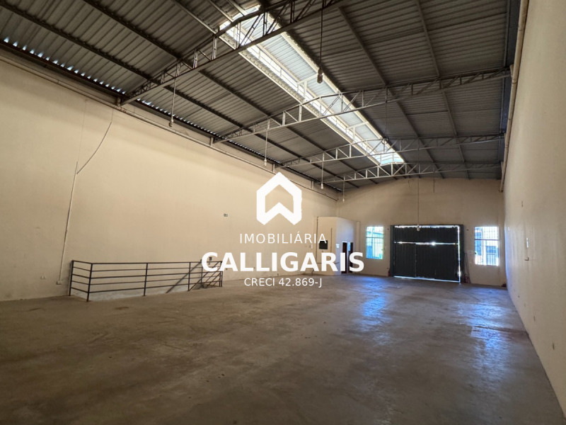 GALPAO COMERCIAL SAO ROQUE